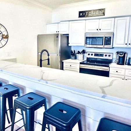 Barefoot Bliss - Beachfront Condo - Sleeps 12 Panama City Beach Buitenkant foto