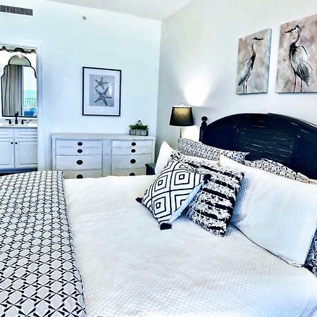 Barefoot Bliss - Beachfront Condo - Sleeps 12 Panama City Beach Buitenkant foto