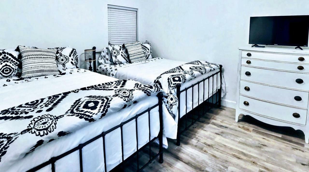 Barefoot Bliss - Beachfront Condo - Sleeps 12 Panama City Beach Buitenkant foto