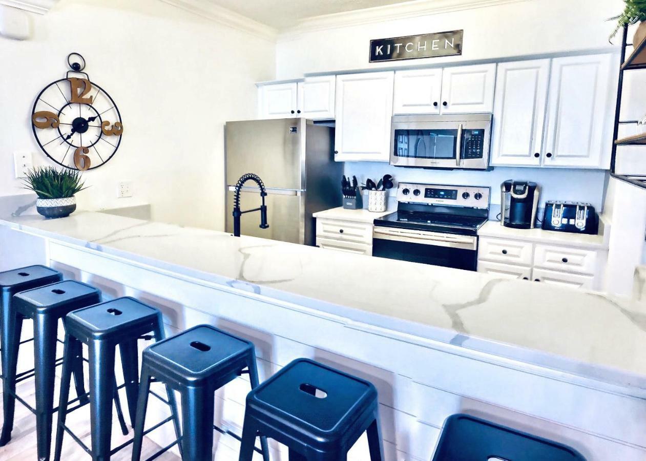 Barefoot Bliss - Beachfront Condo - Sleeps 12 Panama City Beach Buitenkant foto
