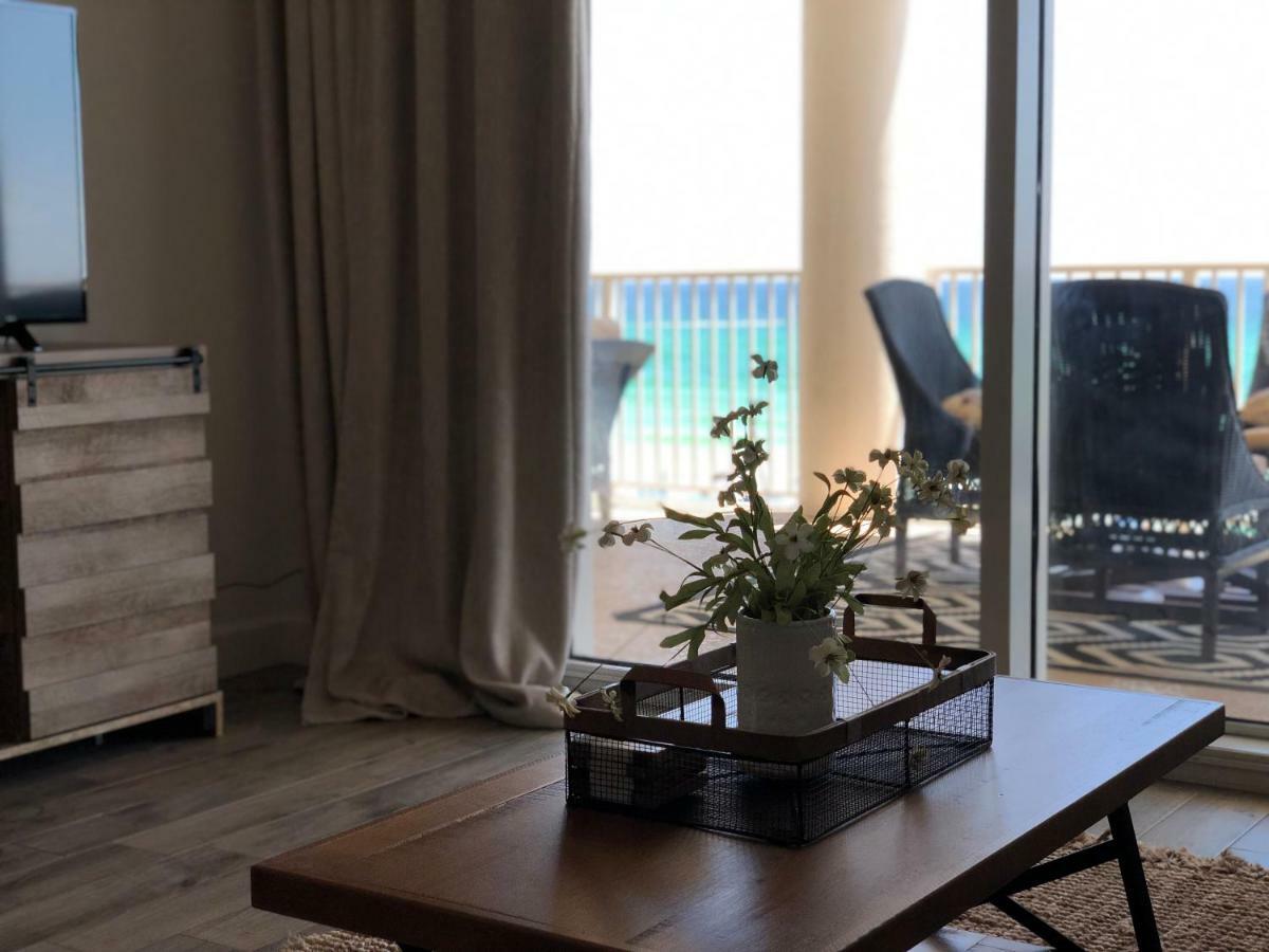 Barefoot Bliss - Beachfront Condo - Sleeps 12 Panama City Beach Buitenkant foto