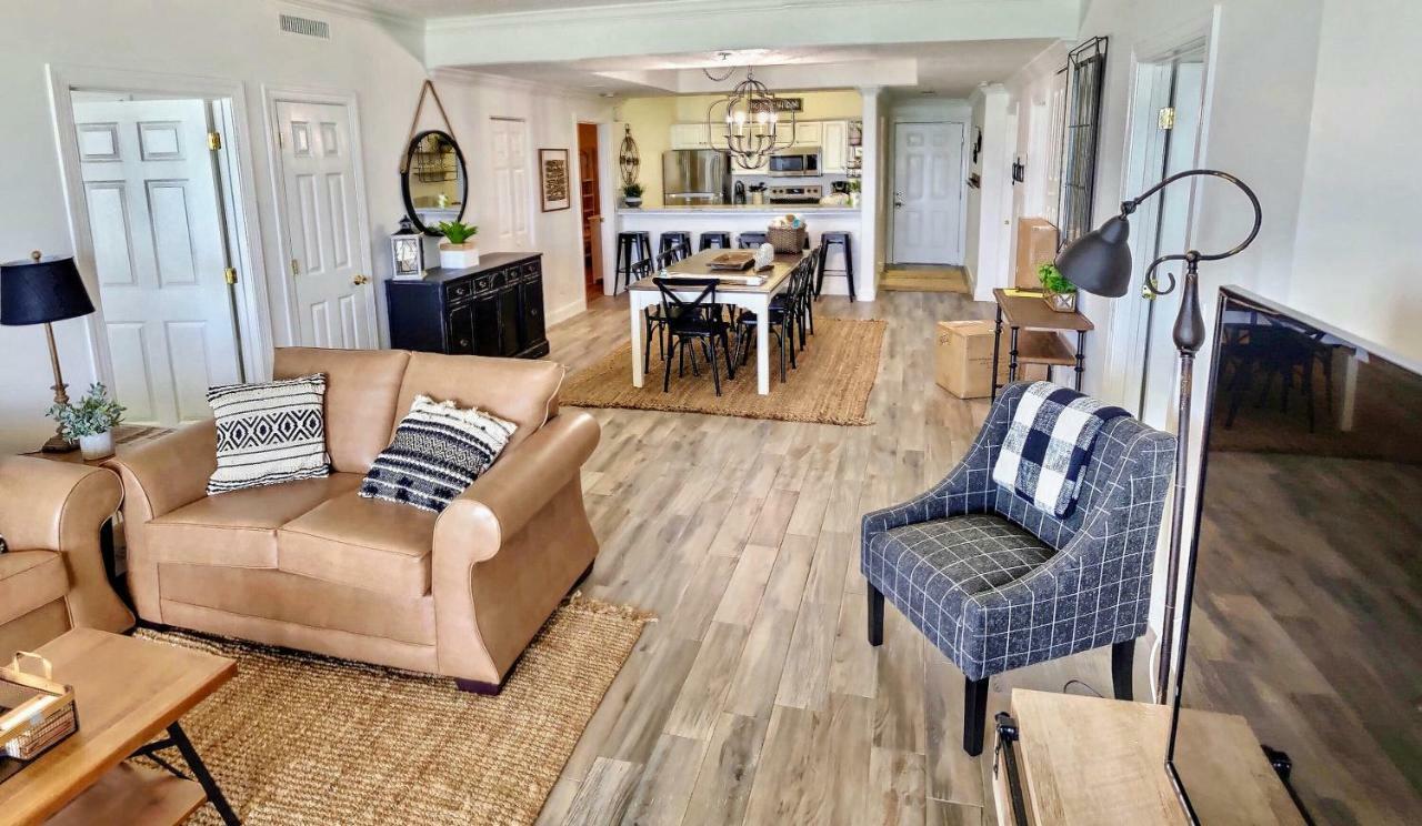 Barefoot Bliss - Beachfront Condo - Sleeps 12 Panama City Beach Buitenkant foto