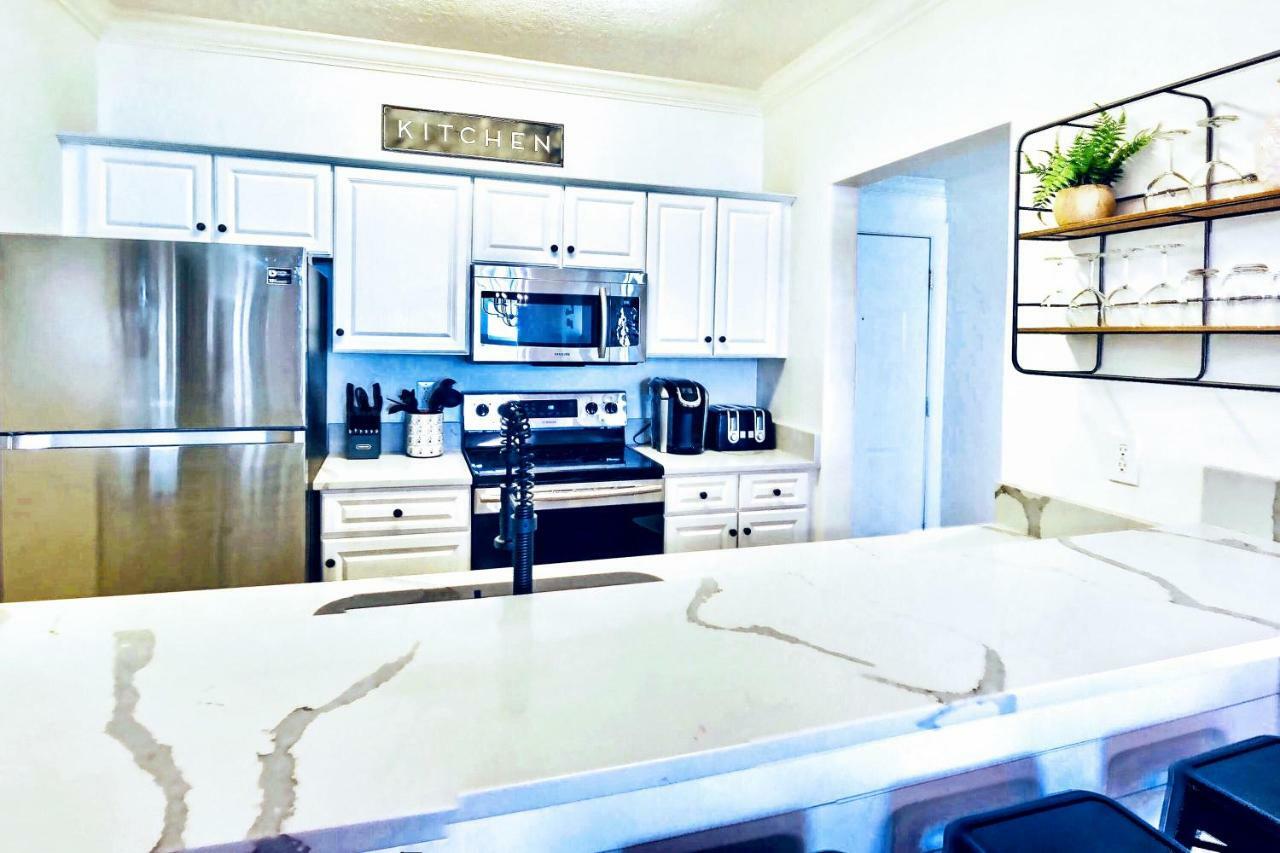 Barefoot Bliss - Beachfront Condo - Sleeps 12 Panama City Beach Buitenkant foto